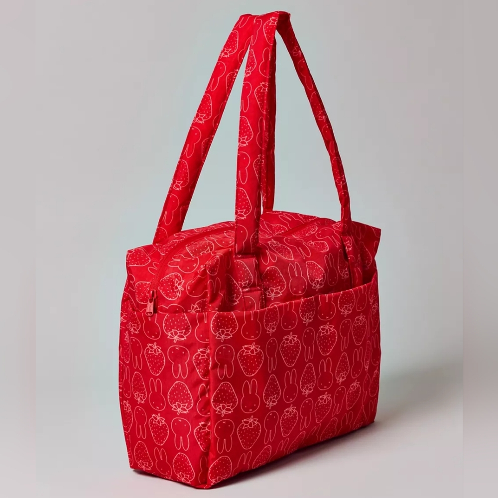 NWT BAGGU Small Cloud Carry-On Bag Miffy Strawberry - Picture 2 of 5